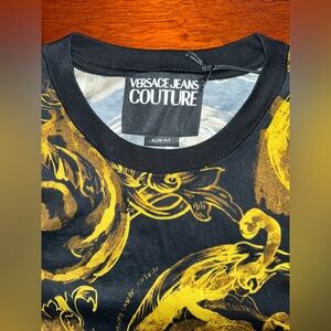 Versace Jeans Couture
Baroque-print cotton T-shirt